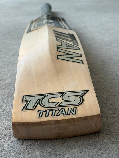 TCS Titan Cricket Bat (2lb 8oz)