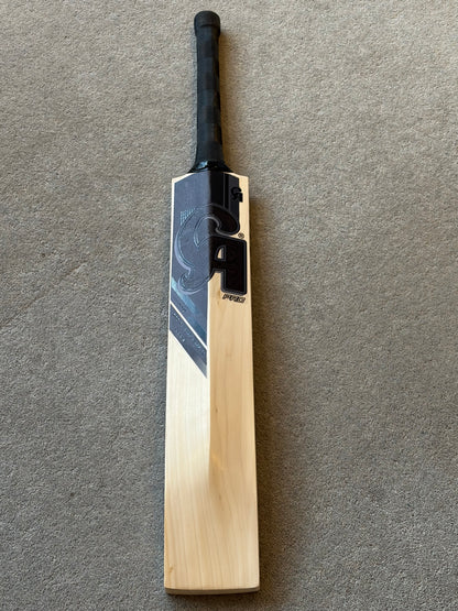 CA Pro Blackout LE Cricket Bat (2lb 9oz)