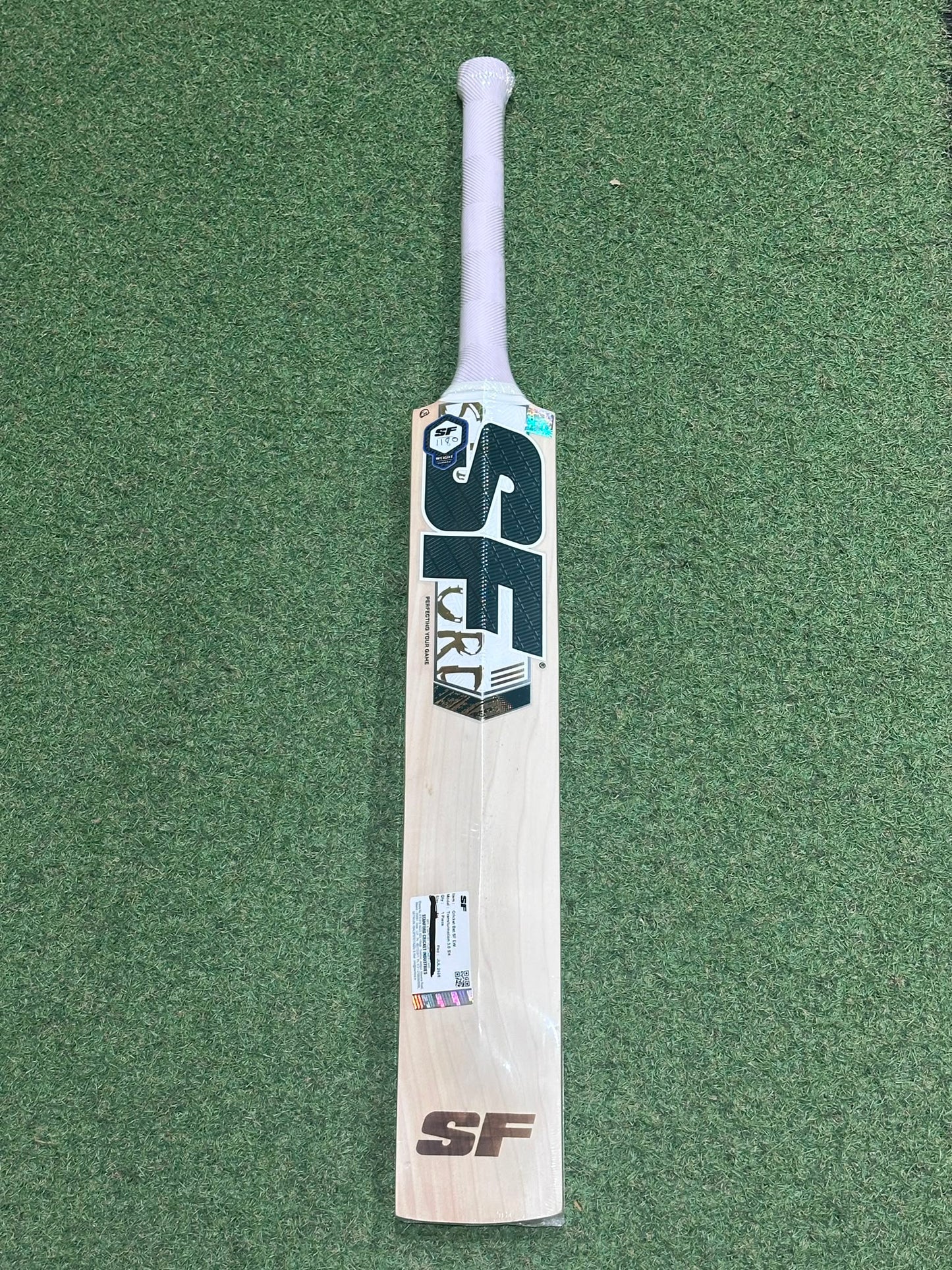 EM 360 BMT Cricket Bat (2lb 9oz)