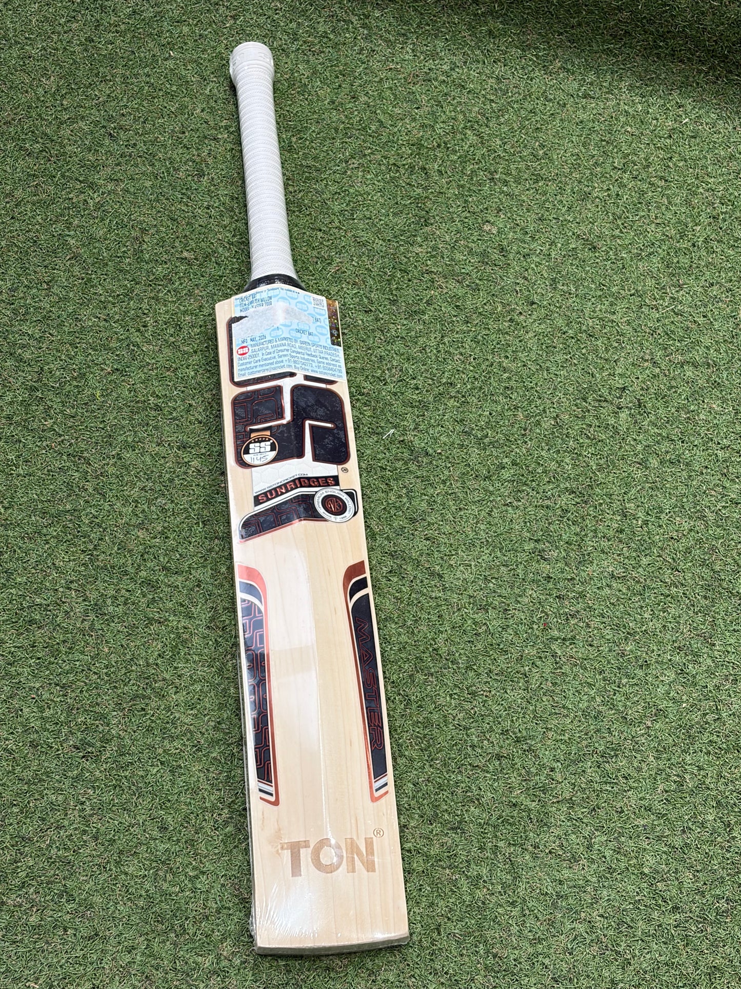 SS Ton Master 7000 Cricket Bat (2lb 8oz)
