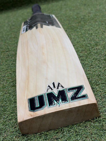 MB Malik Awais Awan Players Cricket Bat (2lb 9oz)