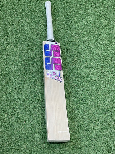 SS Ton Sky Blaster Cricket Bat (2lb 8oz)