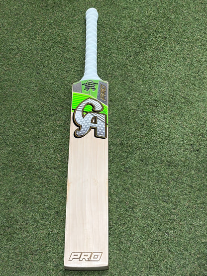 CA Pro 15k Professional Players Hassan Nawaz Cricket Bat (2lb 7oz)