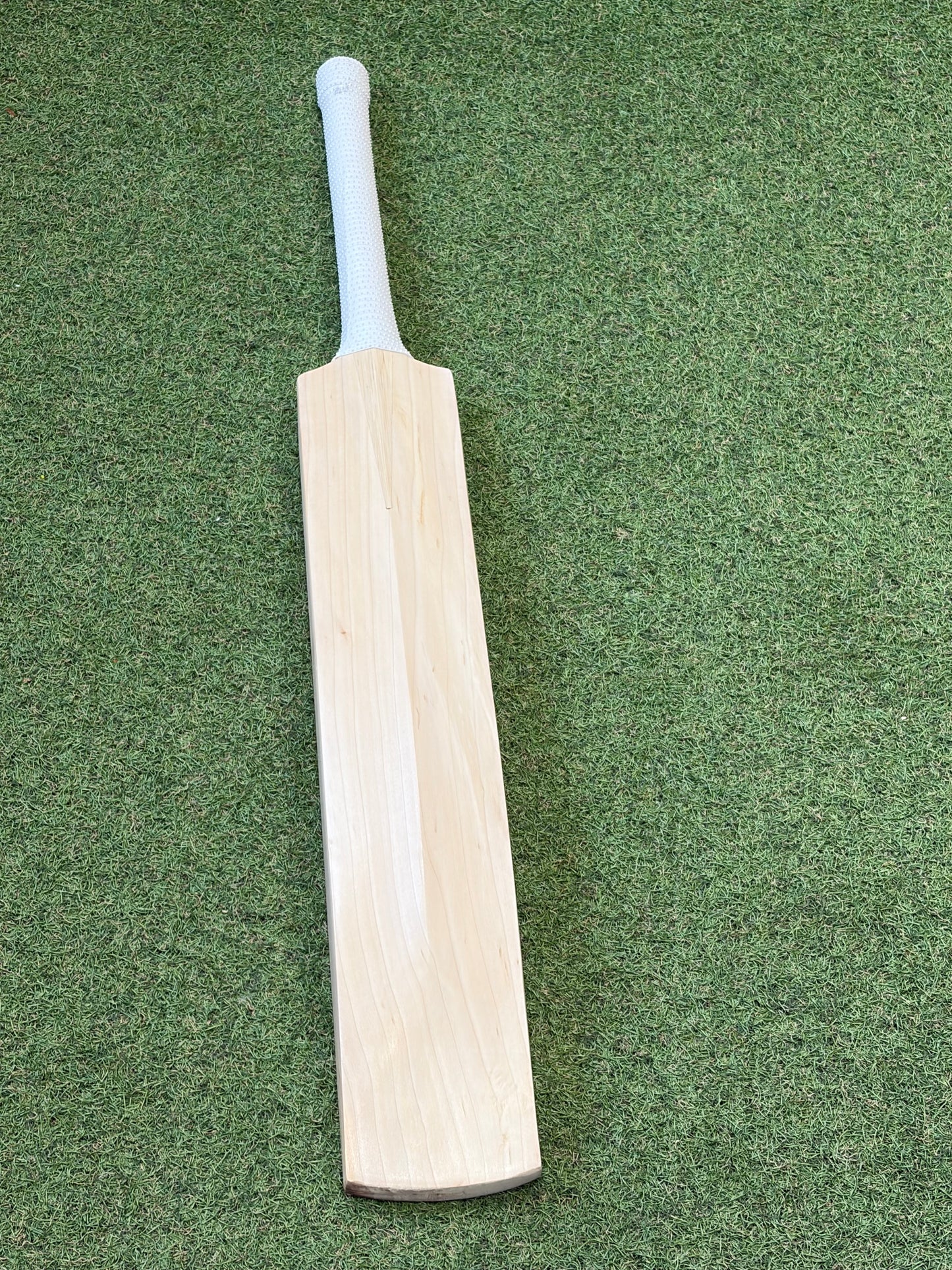 TCS Plain Grade 1 Cricket Bat (2lb 10oz)
