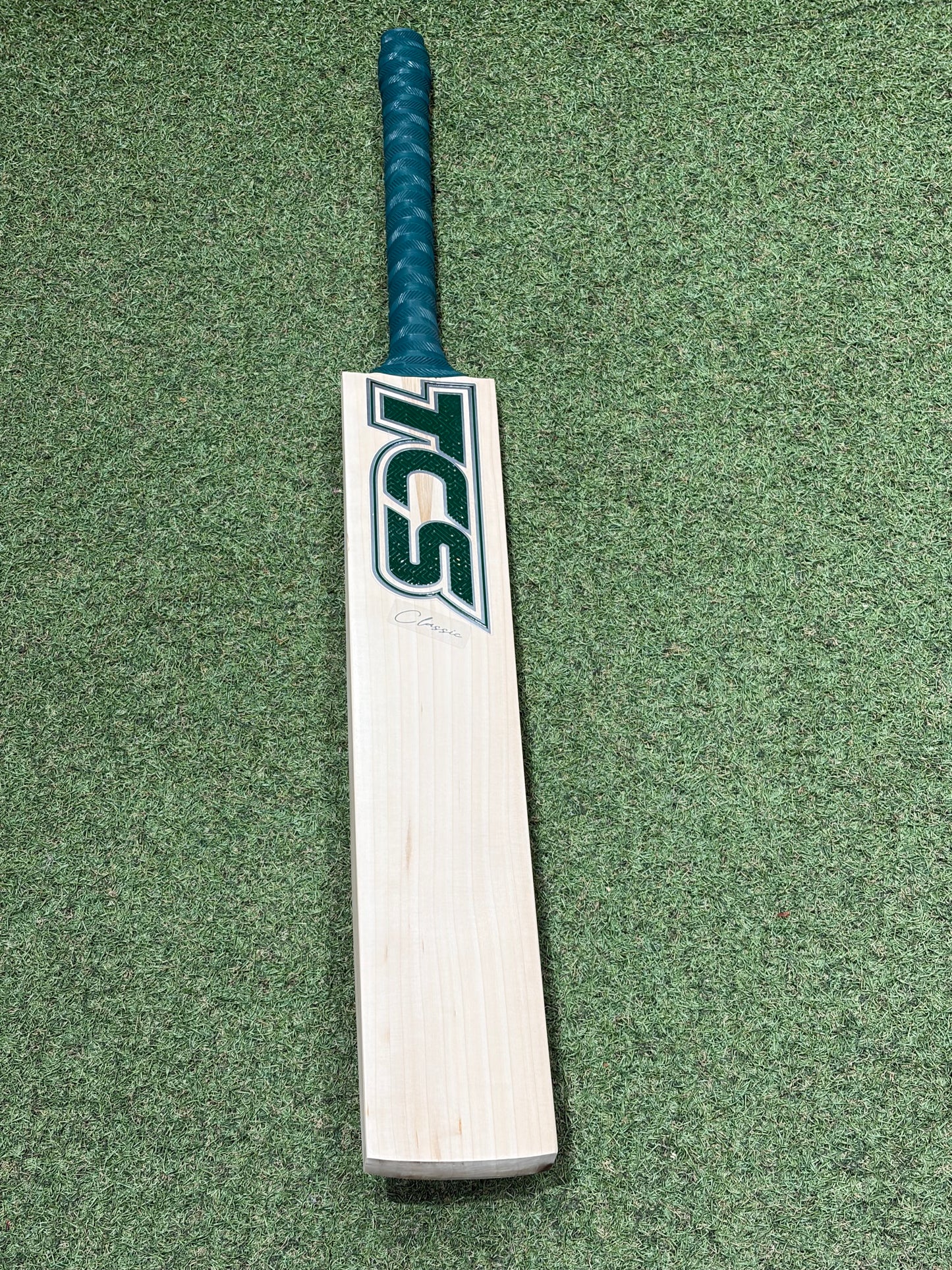 TCS Classic Cricket Bat (2lb 10oz)