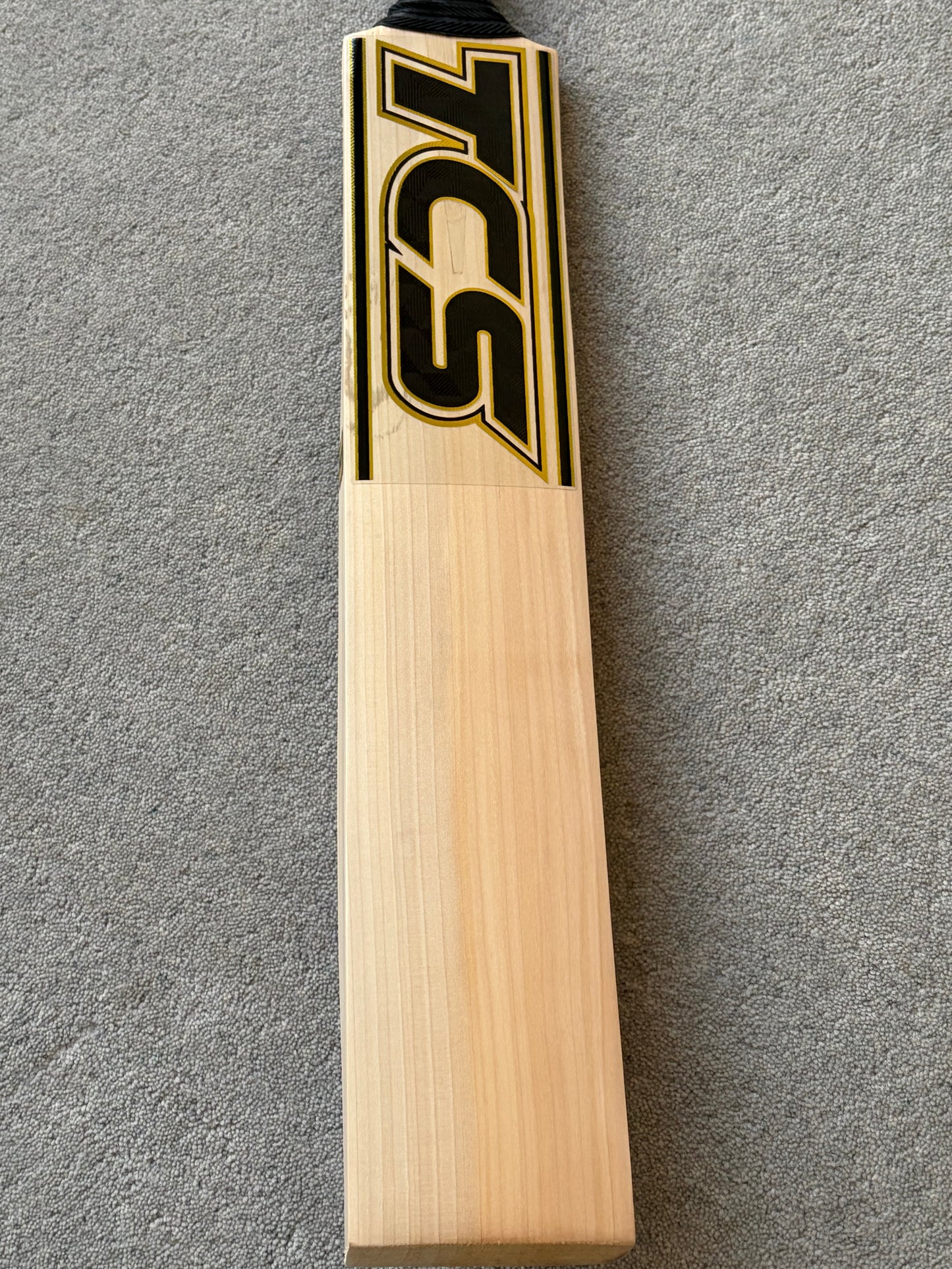 TCS Black Superior Cricket Bat (2lb 8oz)