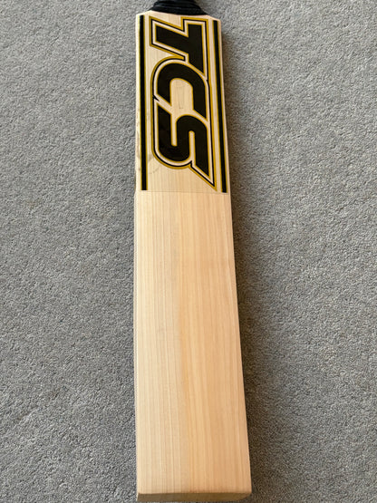 TCS Black Superior Cricket Bat (2lb 8oz)