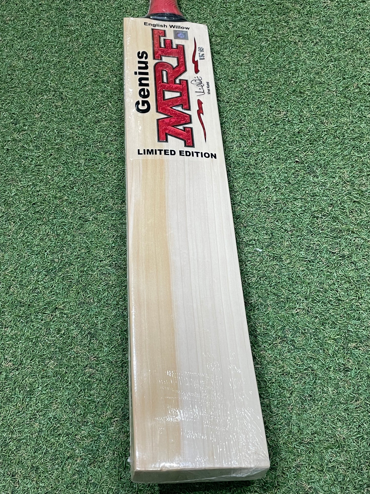 MRF Genius Limited Edition Cricket Bat (2lb 9oz)