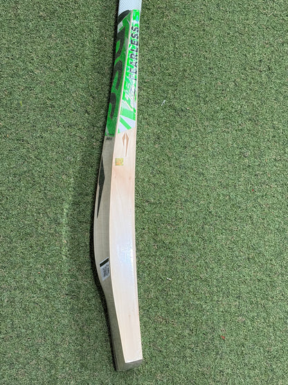 DSC Split 400 Cricket Bat (2lb 8oz)