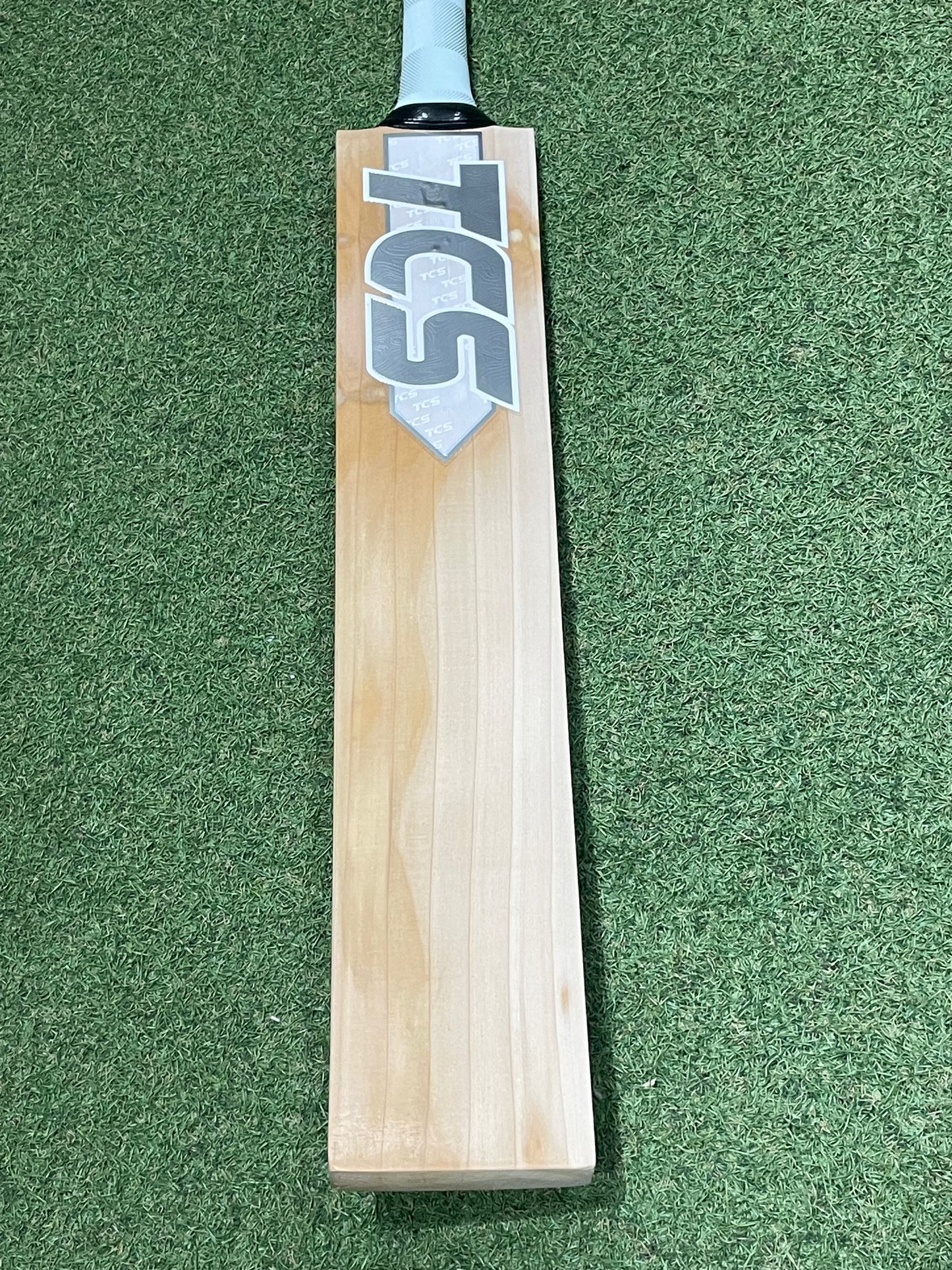 TCS Custom Butterfly Edition Cricket Bat (2lb 9oz)