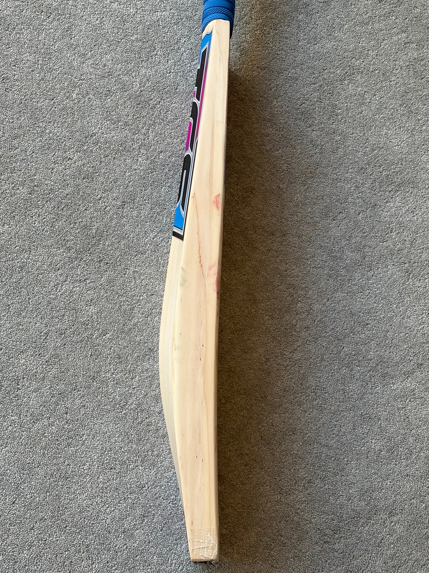 Used TCS Icon Cricket Bat (2lb 9oz)