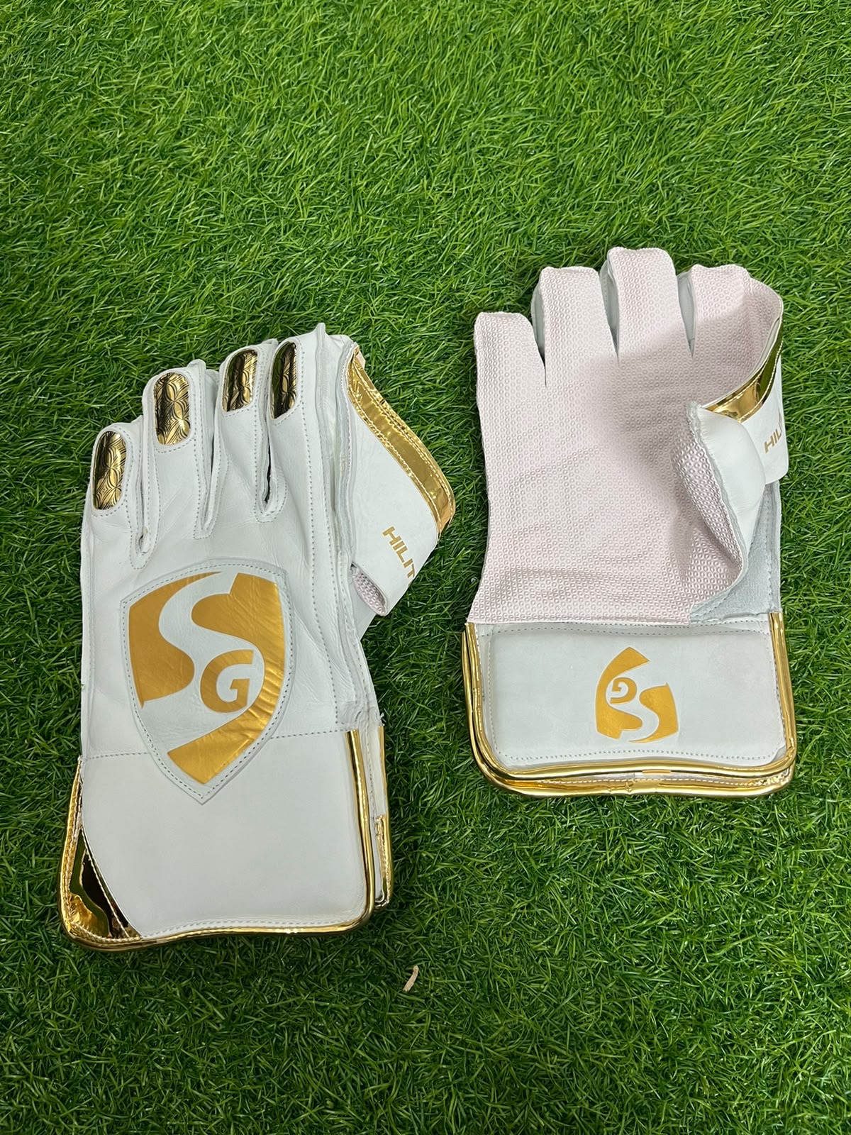 SG Hi Lite Wicket Keeping Gloves