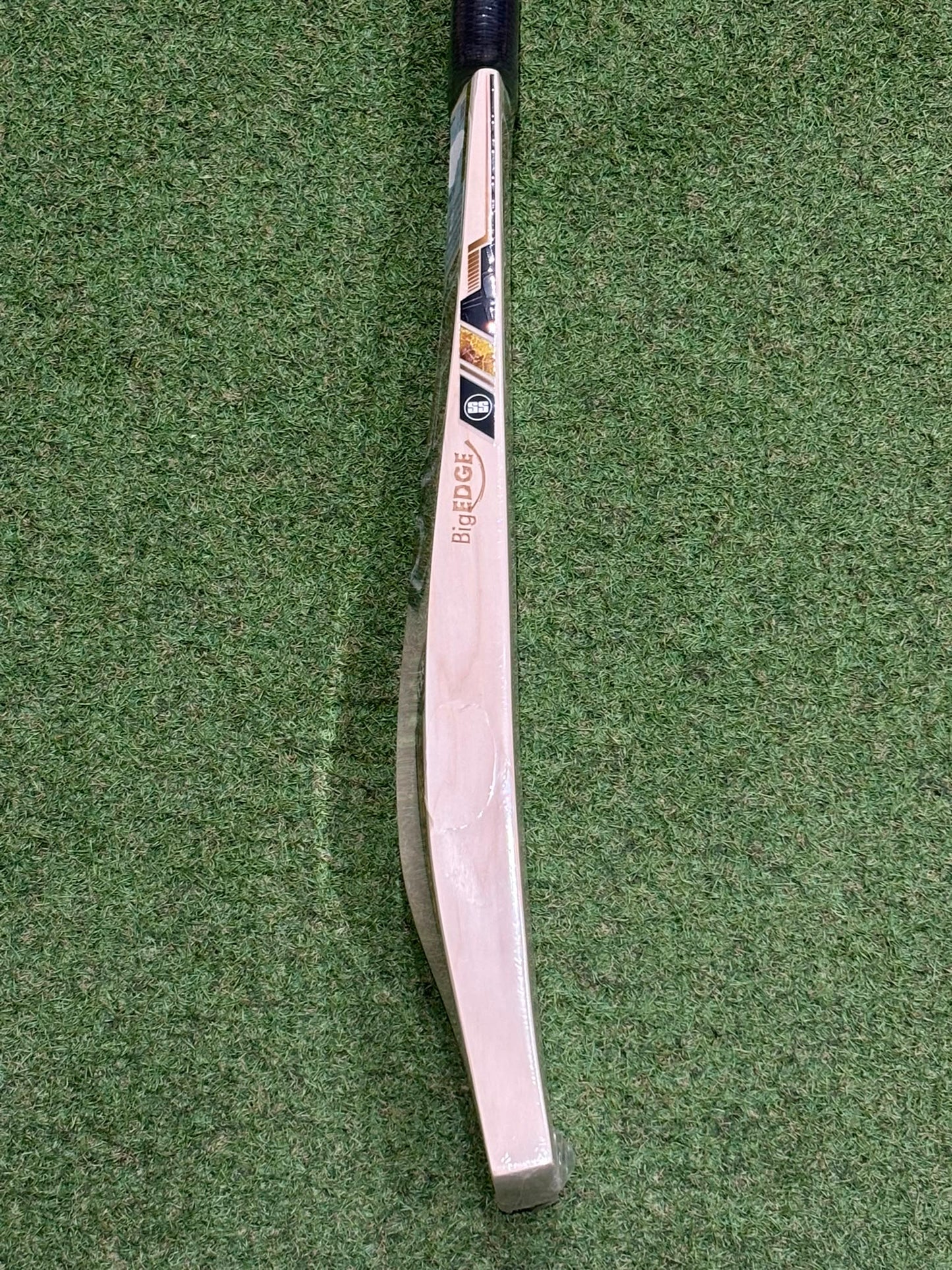 SS Ton Gold Jumbo Cricket Bat (2lb 9oz)