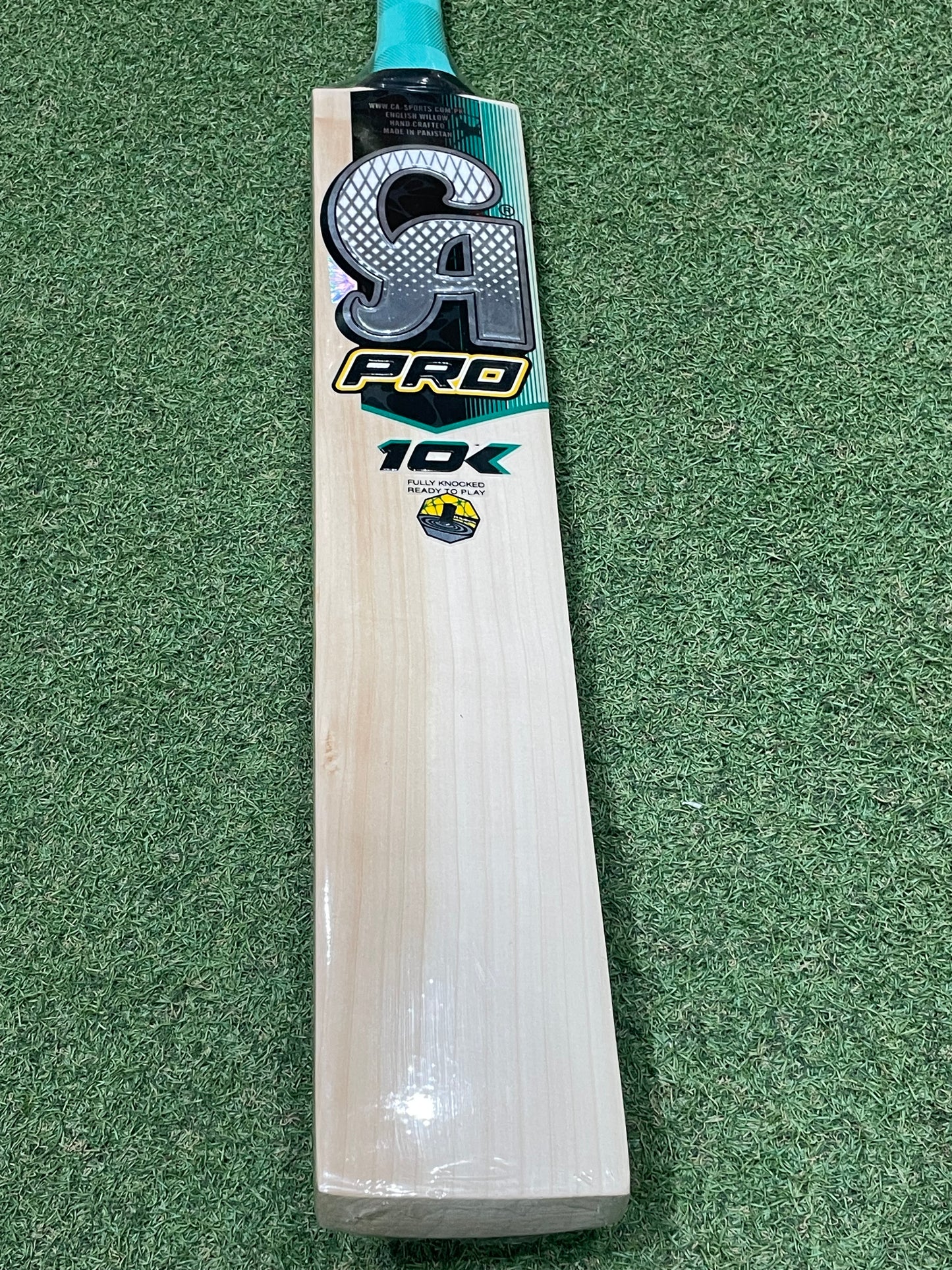 CA Pro 10000 Cricket Bat (2lb 9oz)