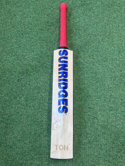 SS Players 3000 Cricket Bat (2lb 10oz)