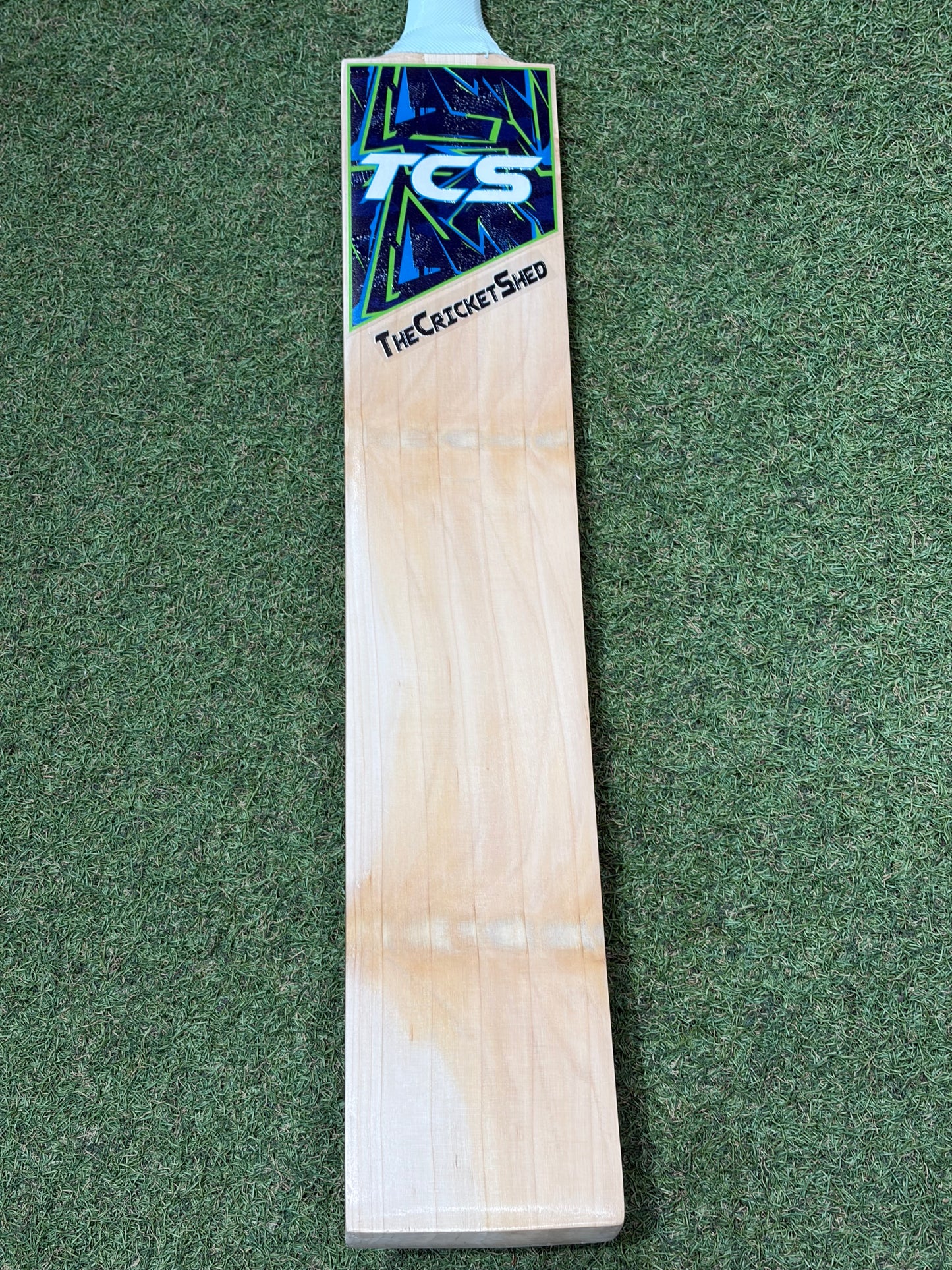 TCS Camo Edition Butterfly Cricket Bat (2lb 9oz)