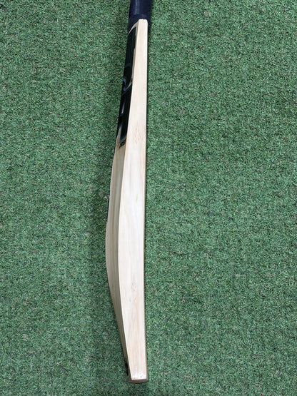 CA Blackout Butterfly Cricket Bat (2lb 9oz)
