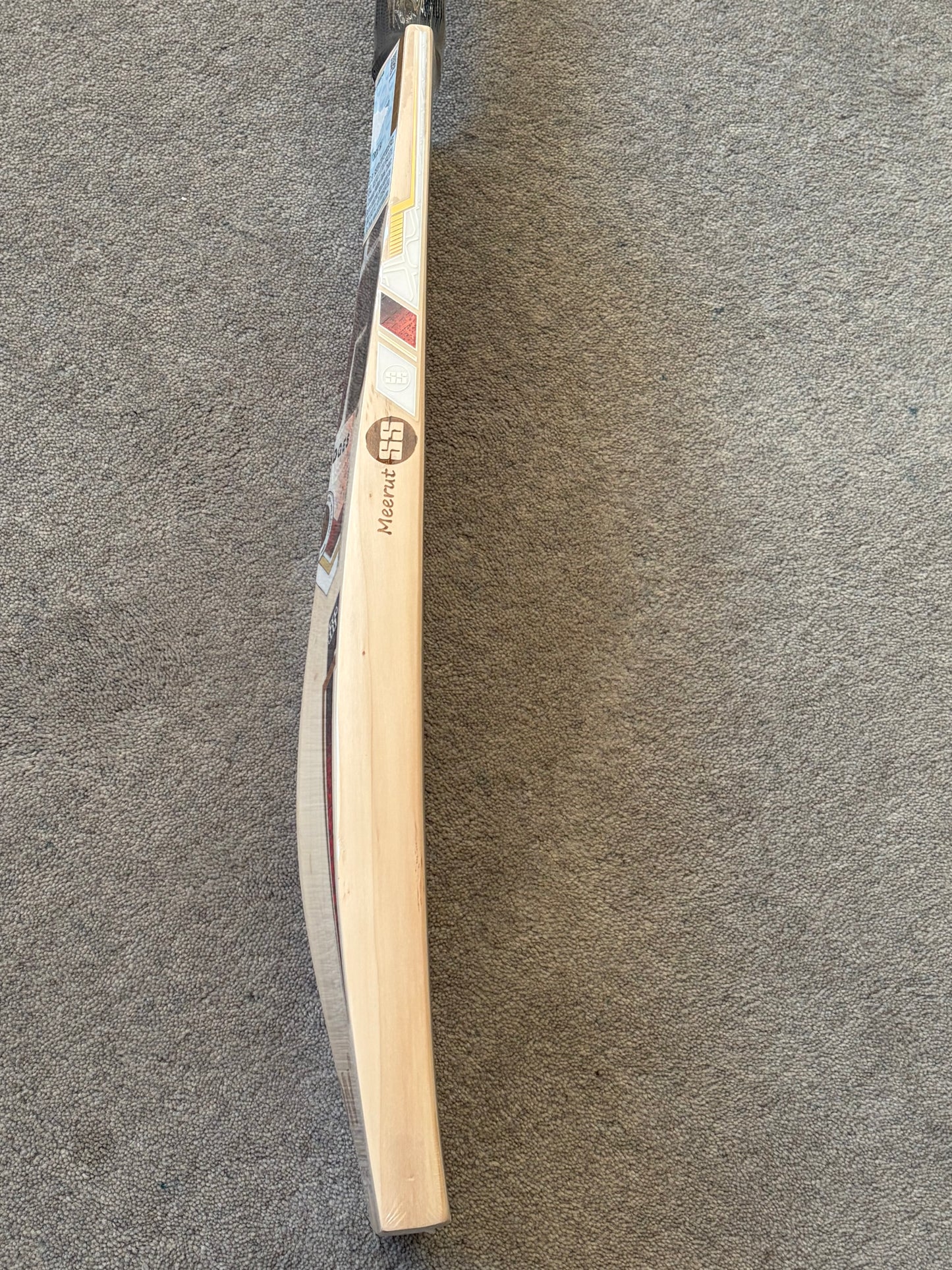 SS Ton Gladiator Cricket Bat (2lb 9oz)