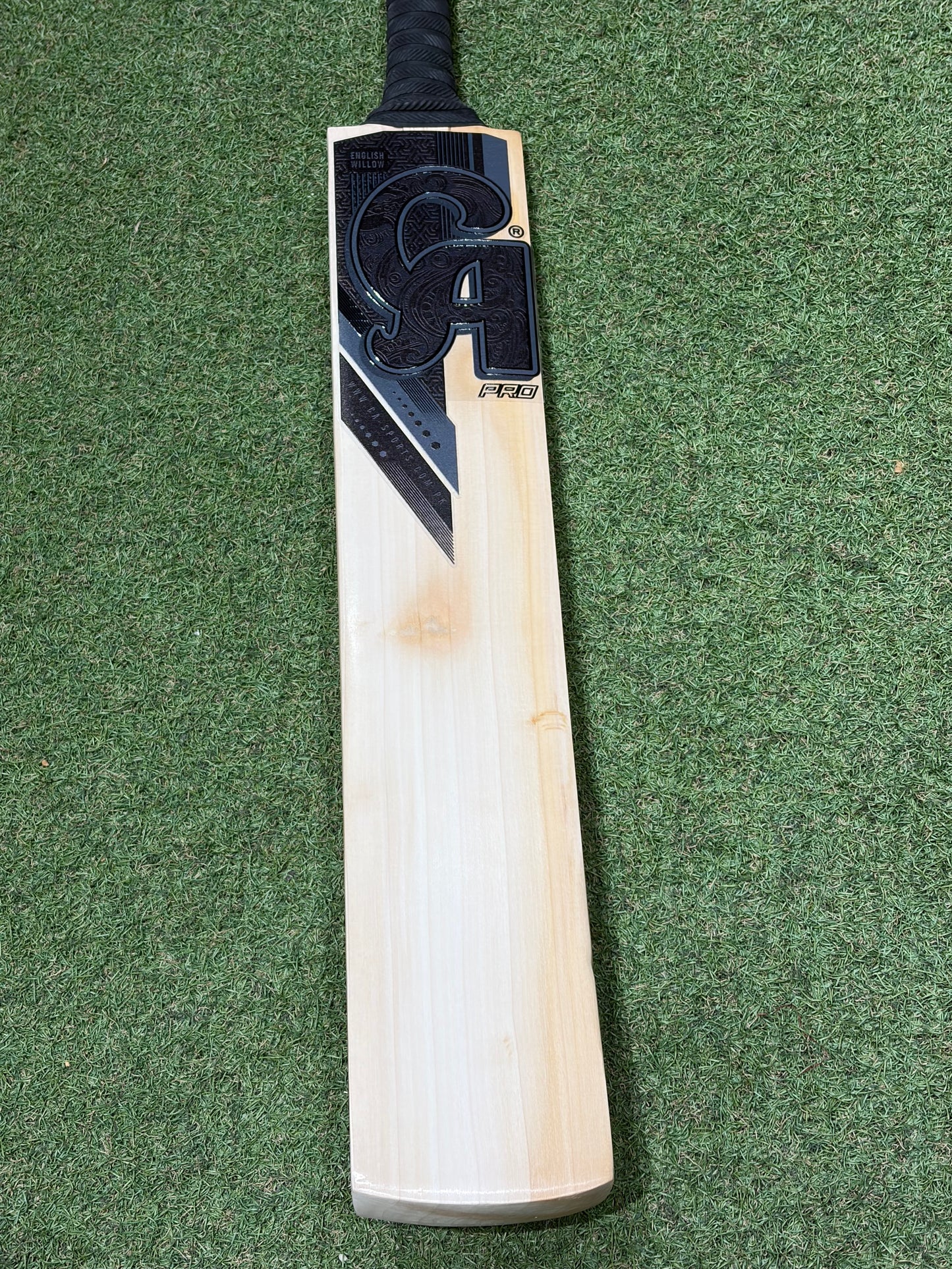 CA Pro Blackout Butterfly Cricket Bat (2lb 8oz)