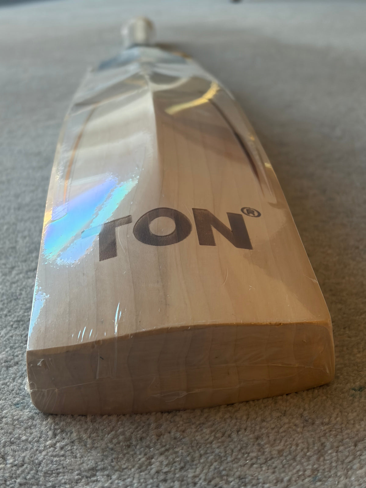 SS Ton Legends Sourav Ganguly Cricket Bat (2lb 9oz)