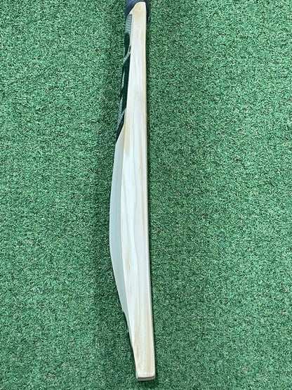 CA Revolution Butterfly Cricket Bat (2lb 8oz)