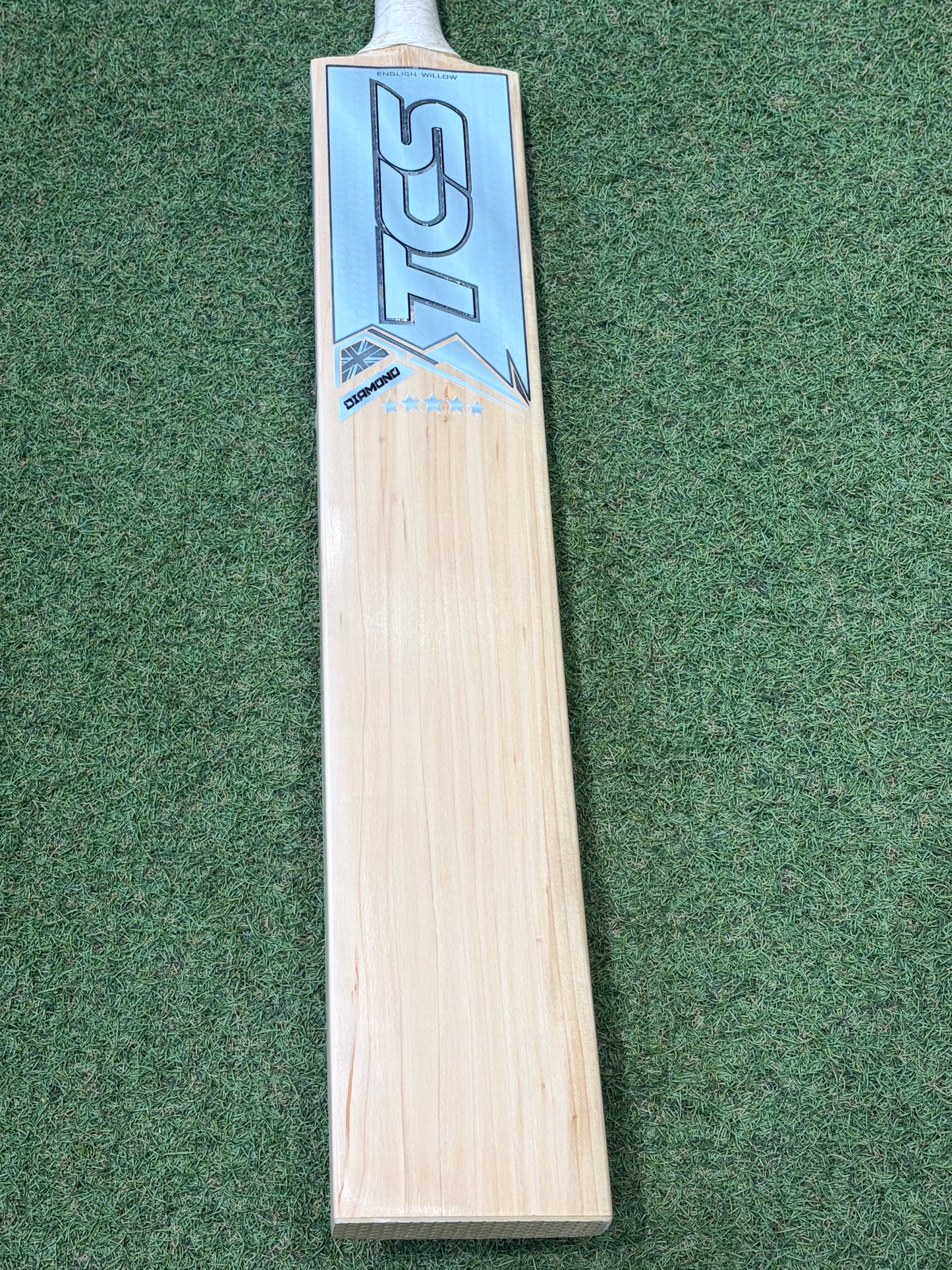 TCS Diamond 5 Star Cricket Bat (2lb 10oz)