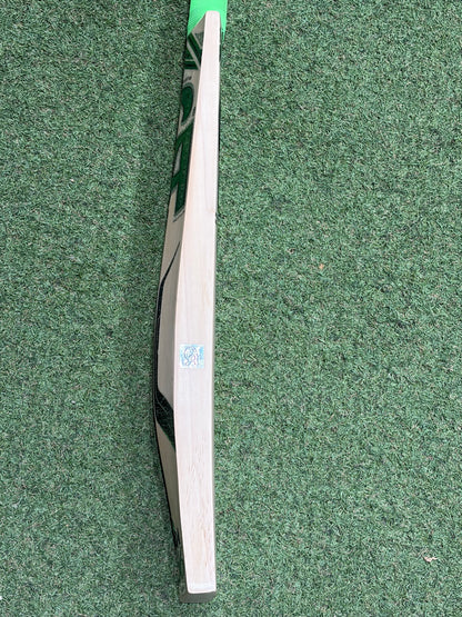 CA BA56 Harrow Junior Cricket Bat (2lb 3oz)