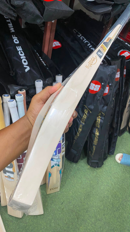 SS Ton Gold Jumbo Cricket Bat (2lb 10oz)