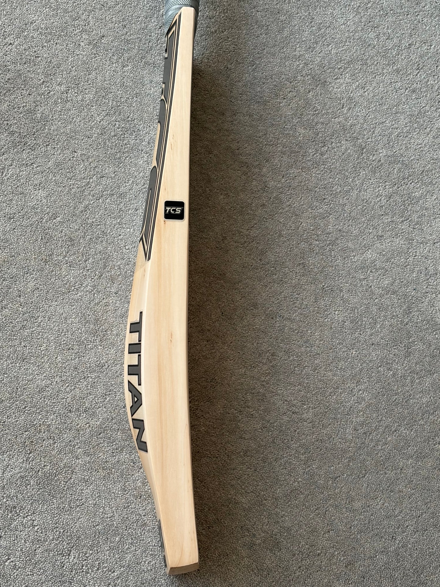 TCS Titan Cricket Bat (2lb 8oz)