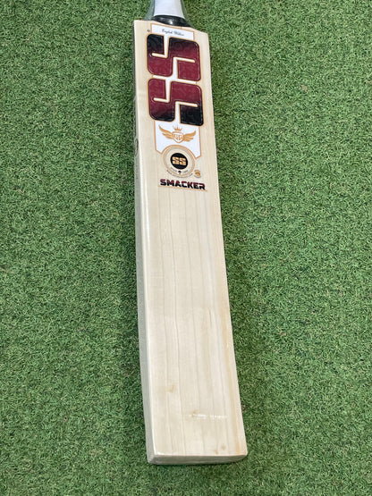 SS Smacker Extreme Harrow Junior Cricket Bat (2lb 7oz)