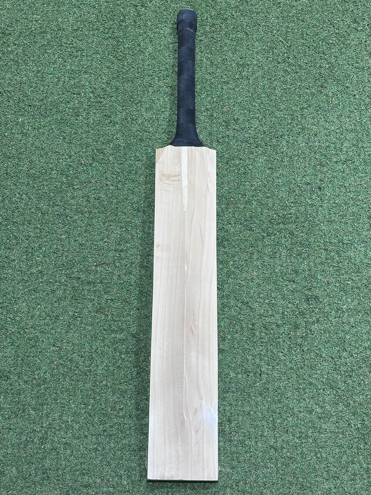 Plain Laminate Cricket Bat (2lb 9oz)