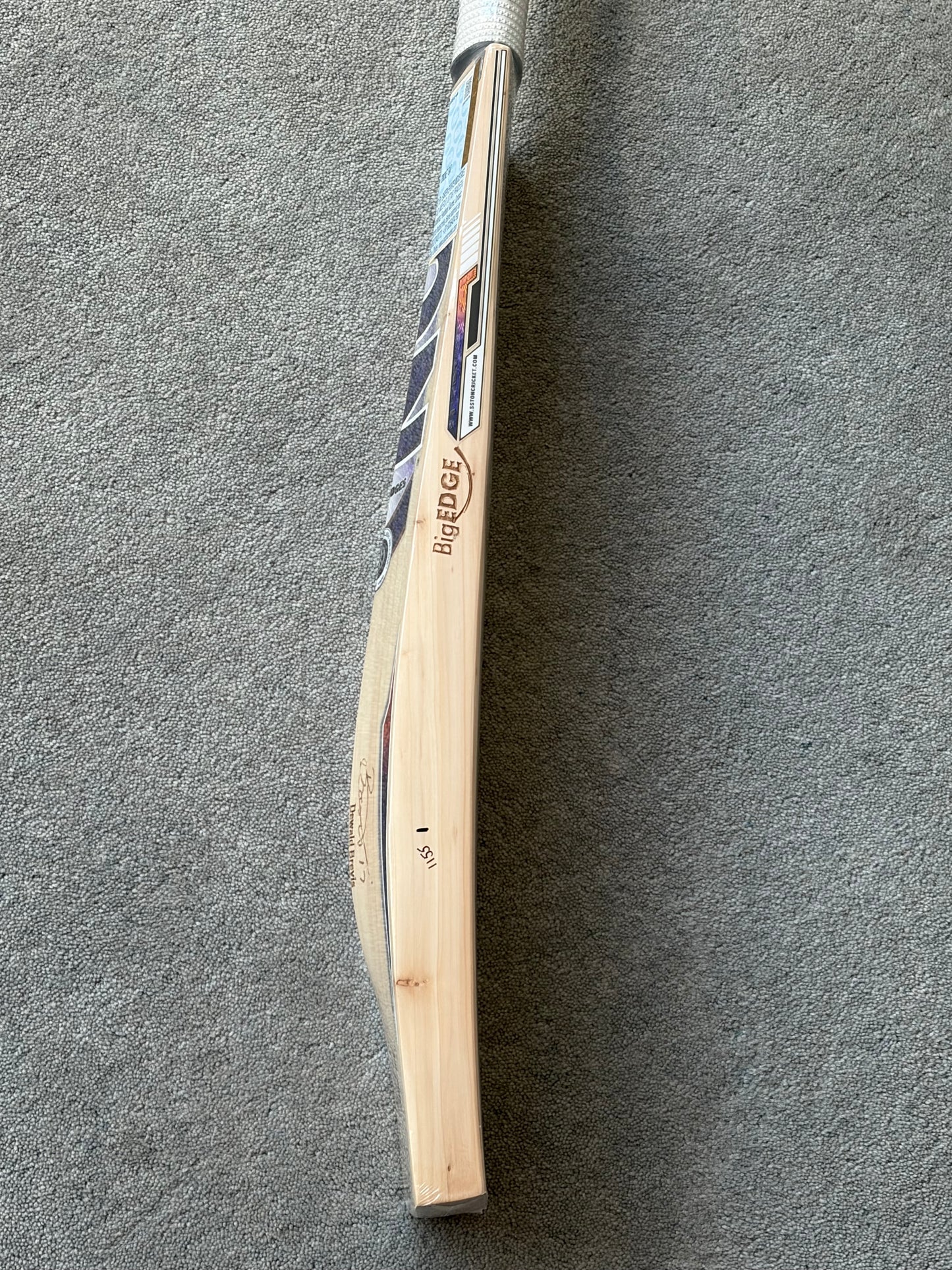 SS Ton Players Pro Dewald Brevis Cricket Bat (2lb 8oz)