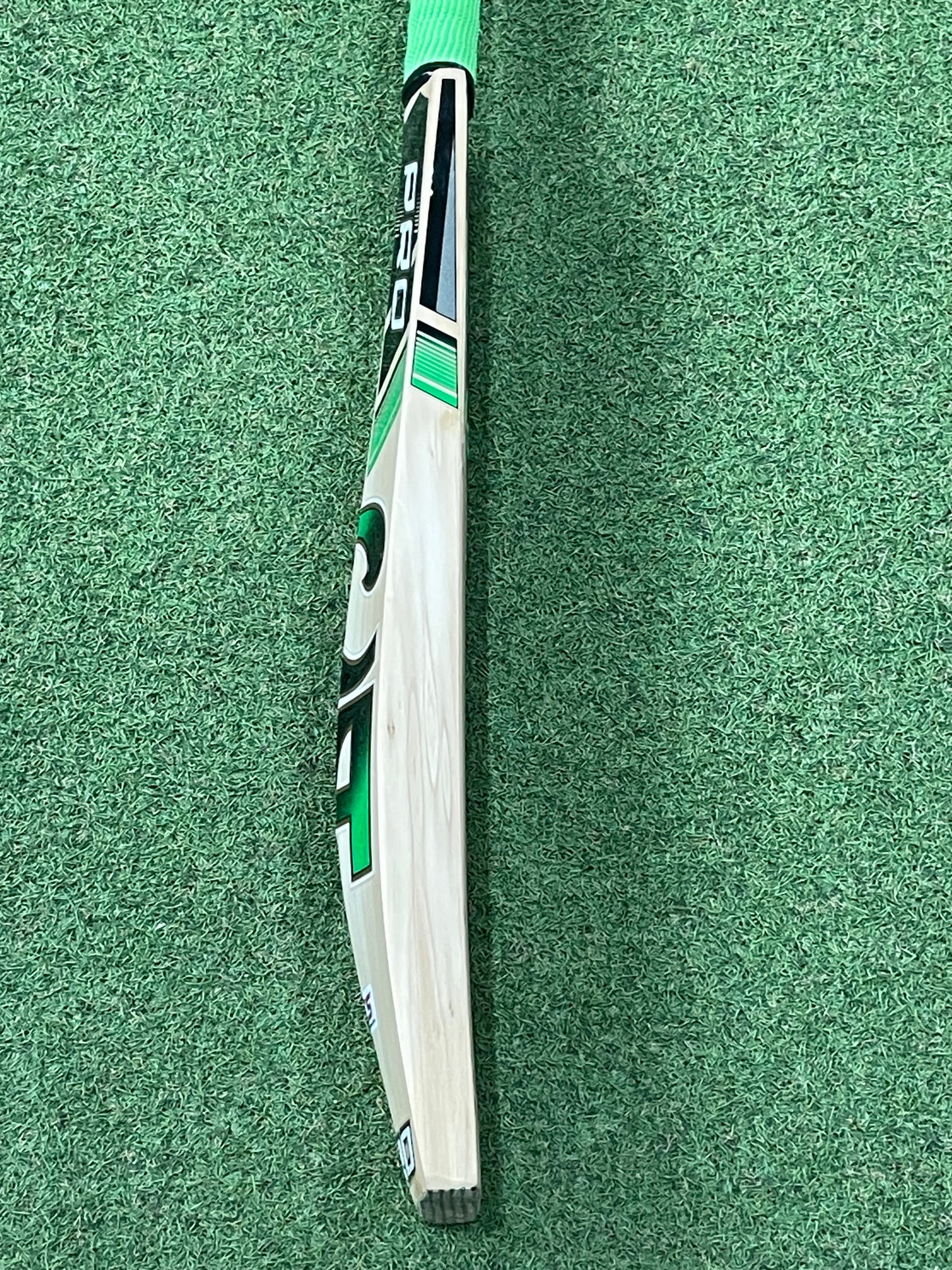CA Pro 15000 Cricket Bat (2lb 11oz)