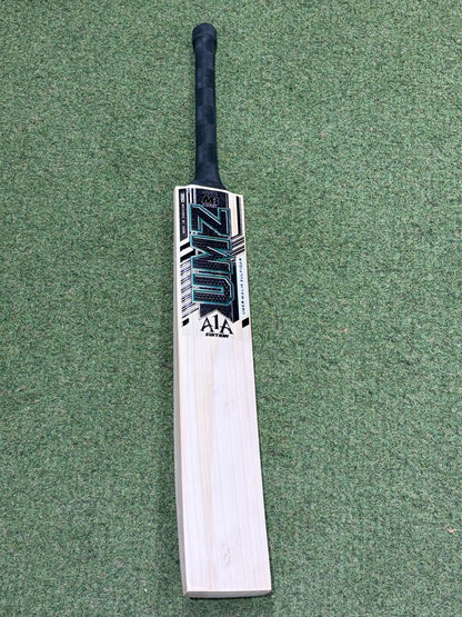 MB Malik Awais Awan Players Cricket Bat (2lb 9oz)