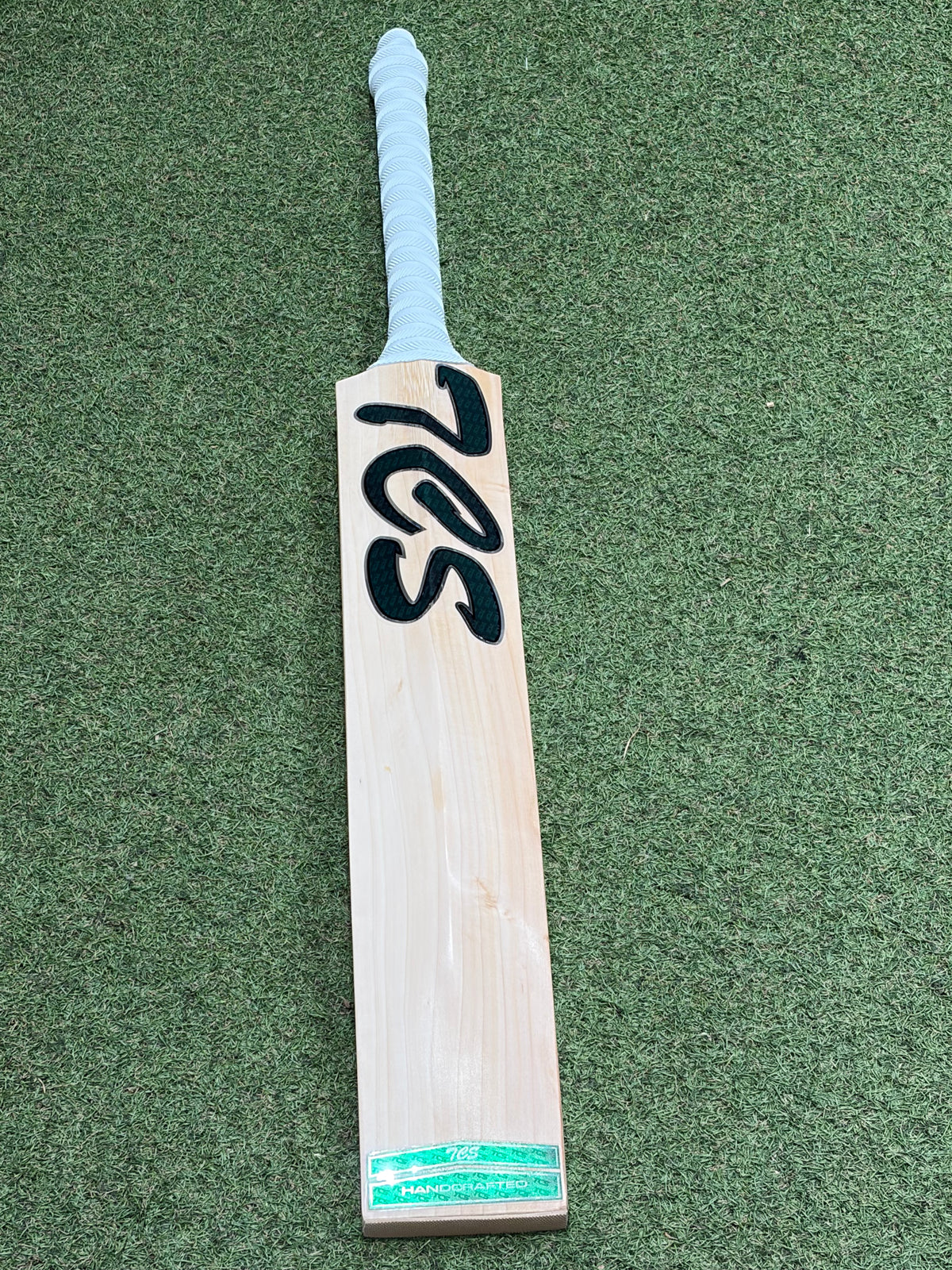 TCS Emerald Cricket Bat (2lb 10oz)
