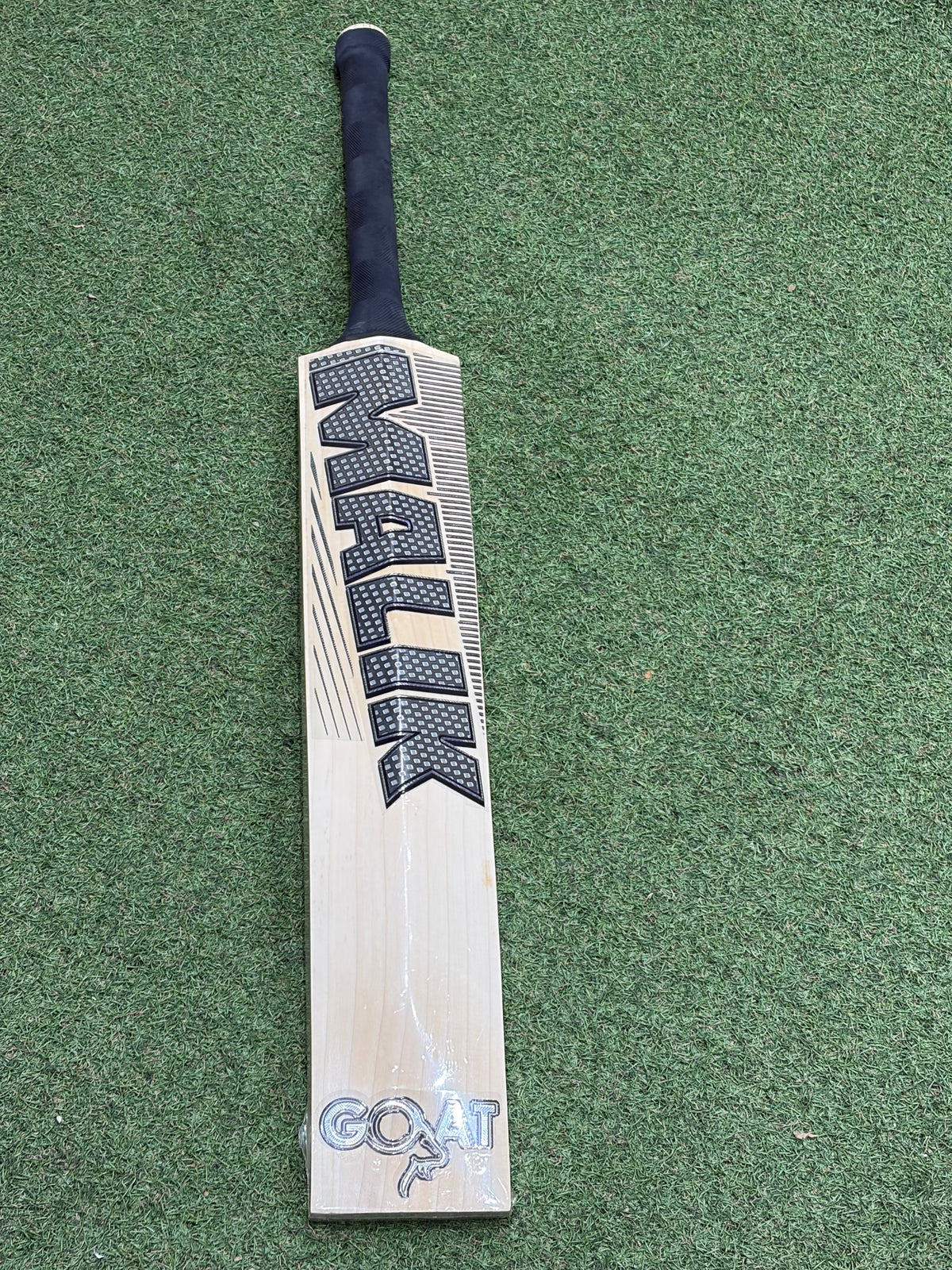MB Malik UMZ Goat Players Cricket Bat (2lb 9oz)