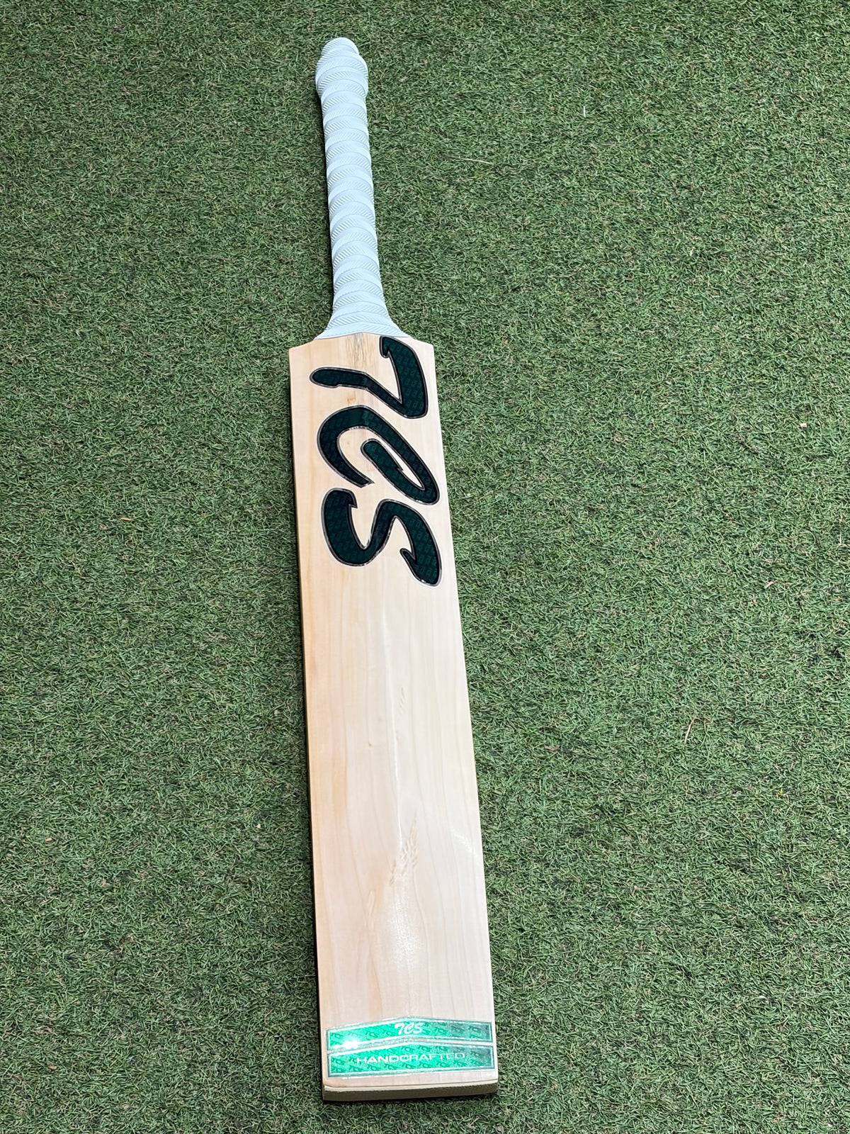 TCS Emerald Cricket Bat (2lb 11oz)