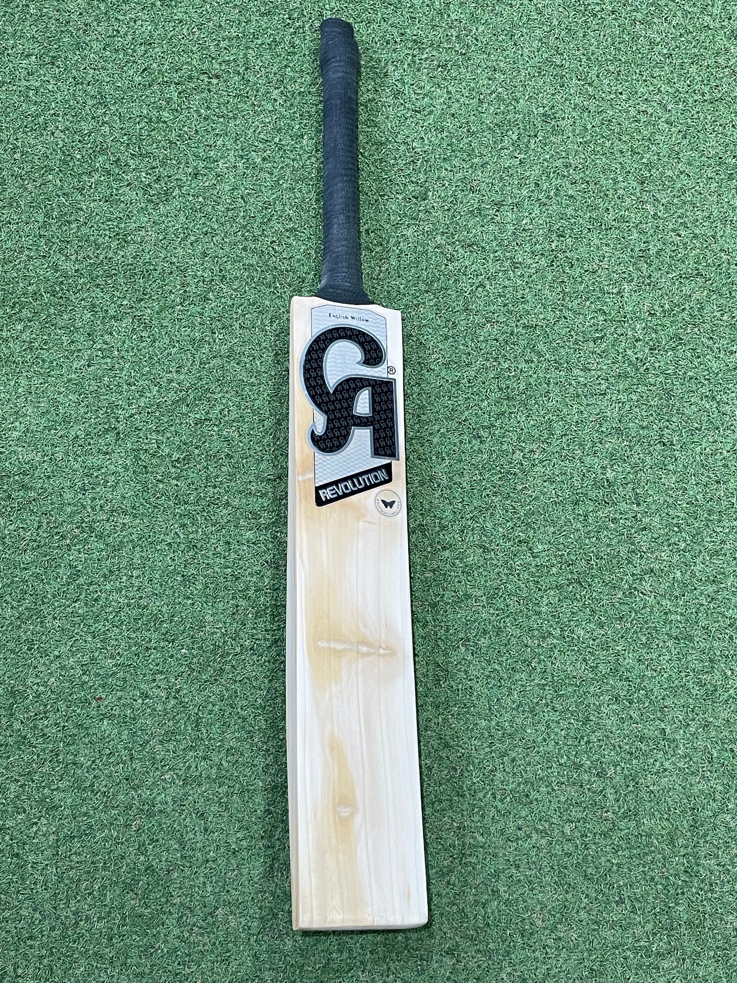 CA Revolution Butterfly Cricket Bat (2lb 8oz)