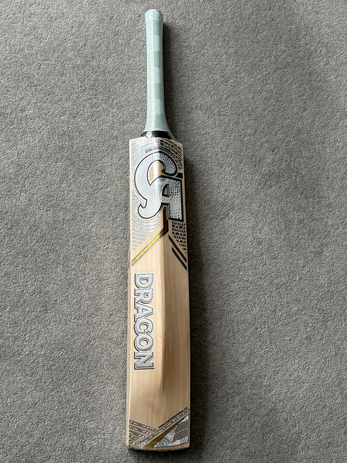 CA Gold Dragon Cricket Bat (2lb 6oz)