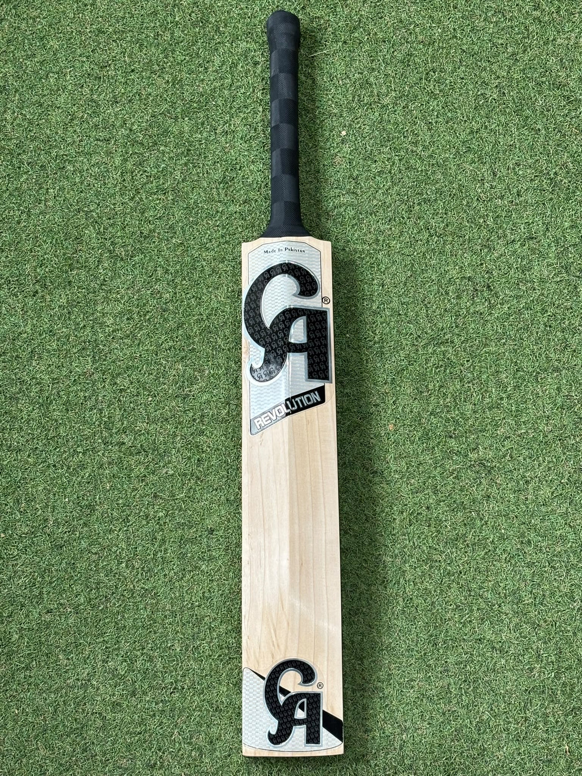 CA Revolution Players Harrow Junior Cricket Bat (2lb 4oz)