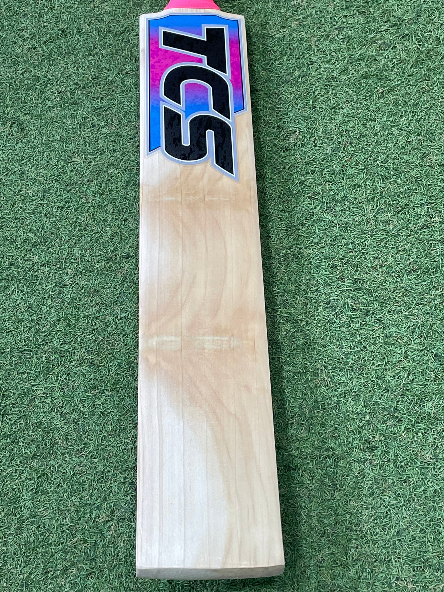 TCS Elite Edition Butterfly Cricket Bat (2lb 7oz)