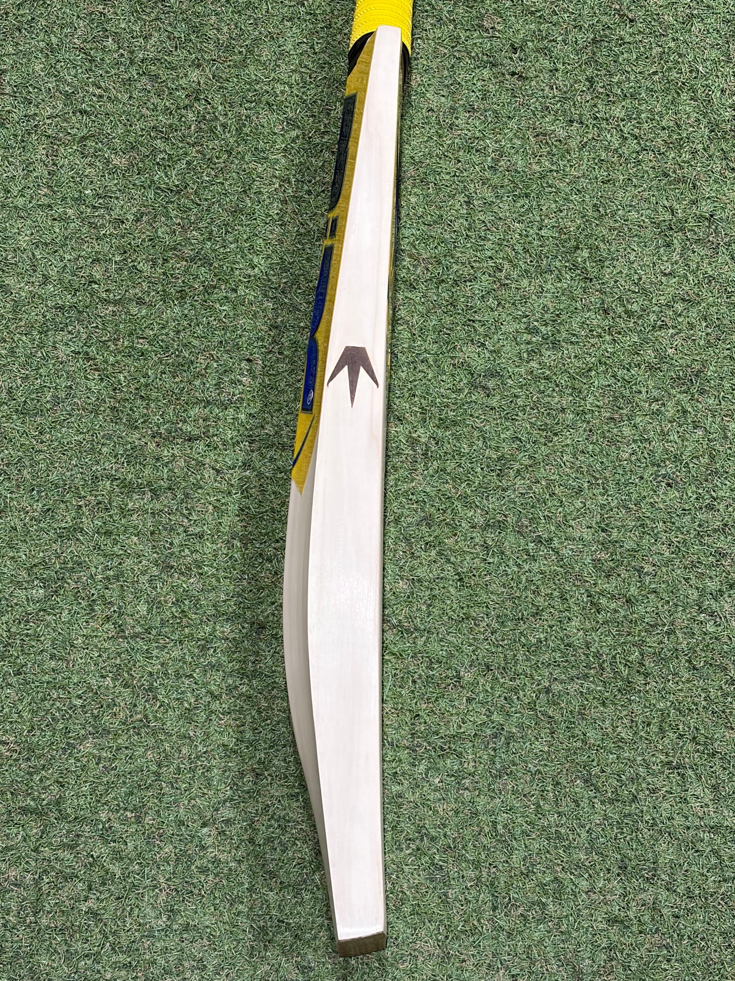 MIDS Test Cricket Bat (2lb 10oz)