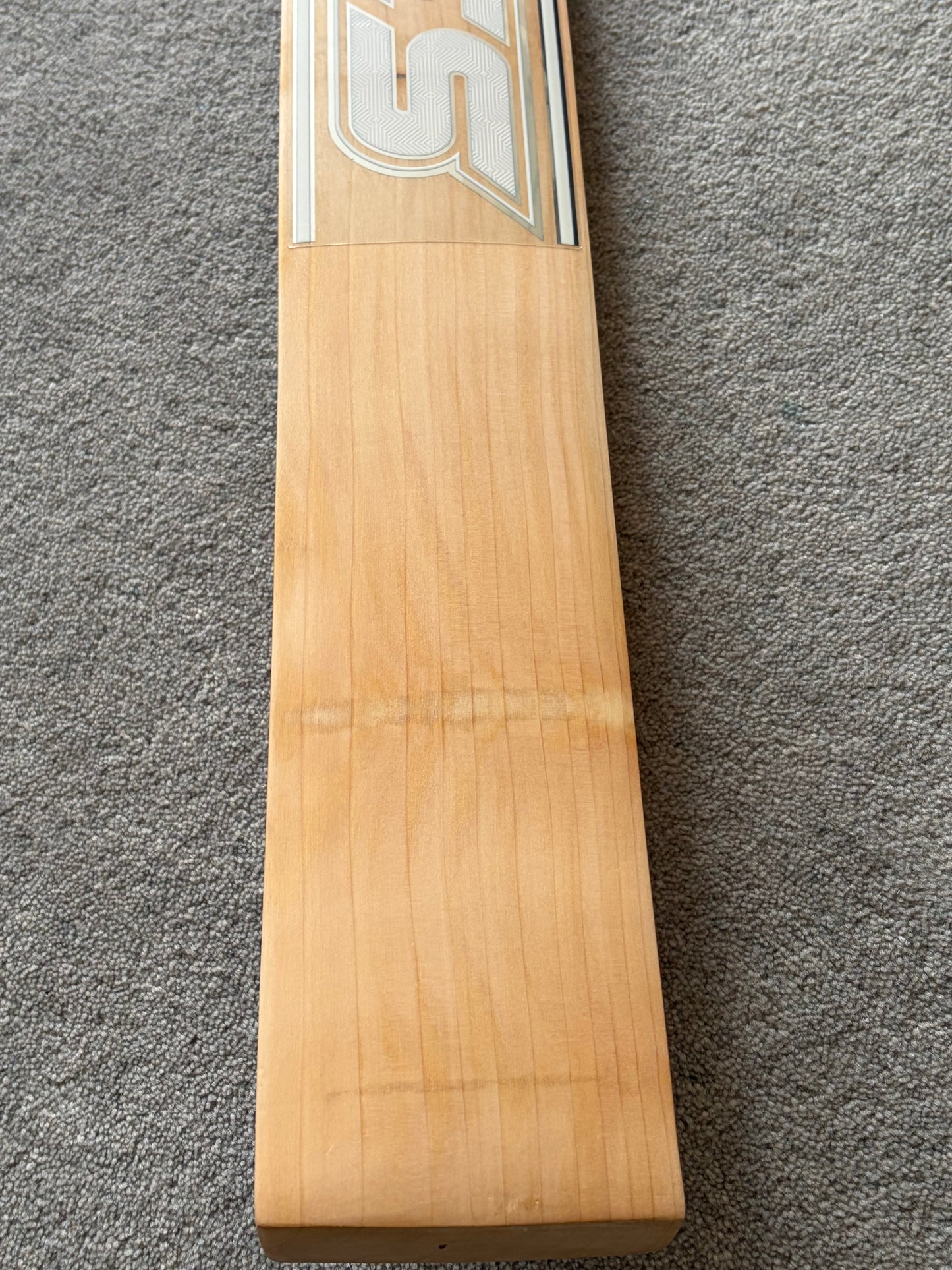 TCS White Butterfly Cricket Bat (2lb 8oz)