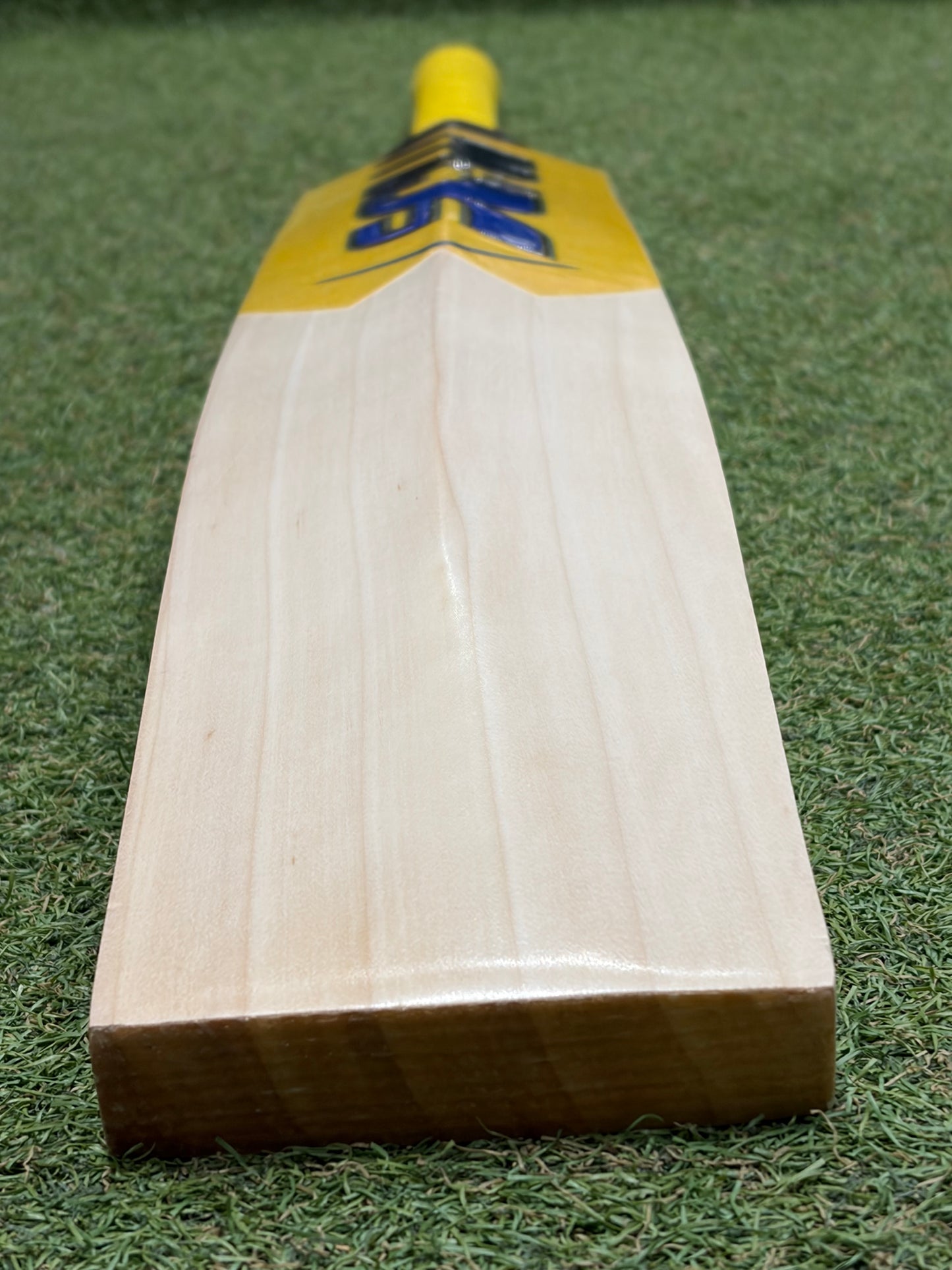 MIDS Test Cricket Bat (2lb 10oz)
