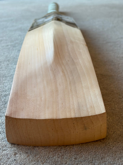 CA Gold 20k Professional Players Fakhar Zaman Cricket Bat (2lb 7oz)