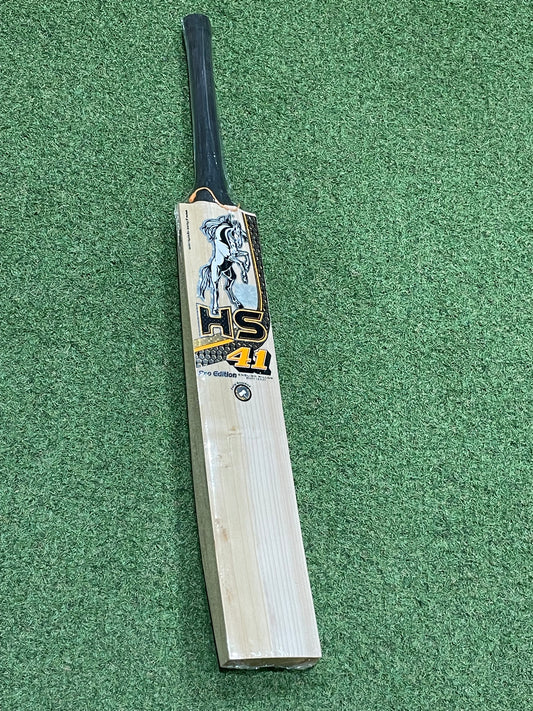 HS 41 Pro Edition Cricket Bat (2lb 8oz)