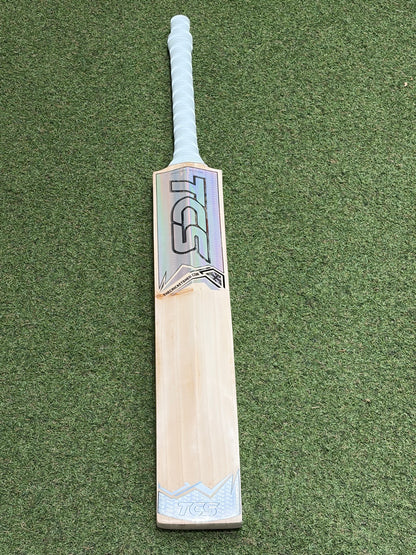 TCS Pearl 3 Star Cricket Bat (2lb 8oz)