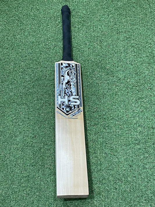 HS Core 9 Cricket Bat (2lb 8oz)