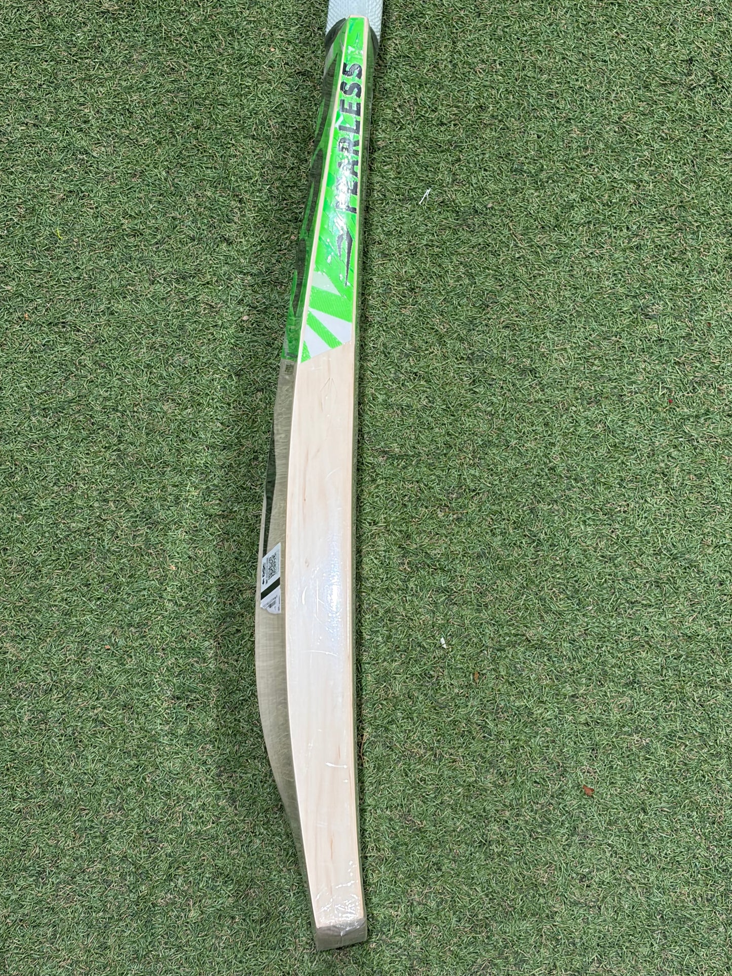 DSC Split 222 Cricket Bat (2lb 9oz)
