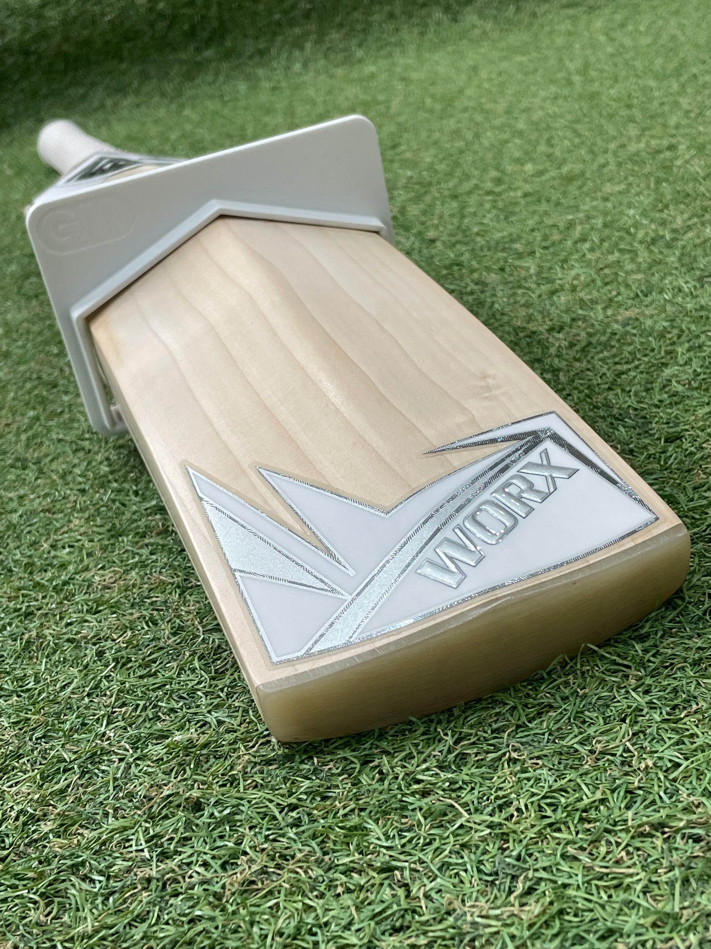 Keeley Worx 010 Grade 1 Cricket Bat (2lb 14oz)
